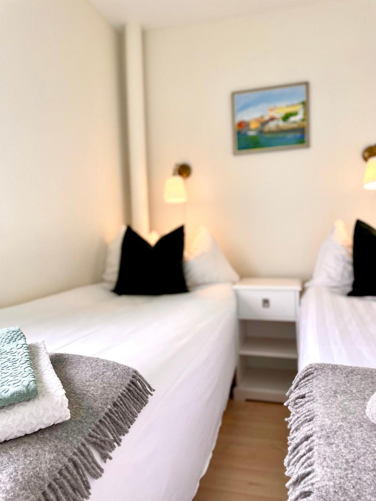 Hotell & Restaurant Solliden Stenungsund Exterior photo